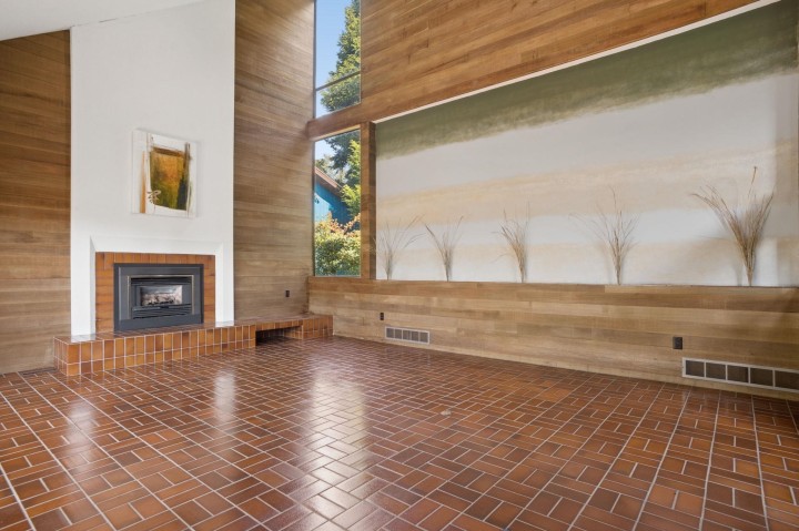 Photo 3 at 4271 Staulo Crescent, University VW, Vancouver West
