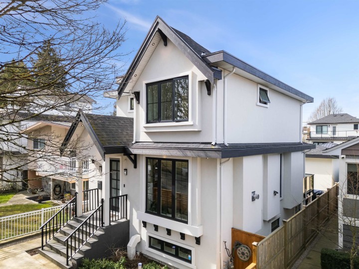 Photo 33 at 5059 Sherbrooke Street, Knight, Vancouver East