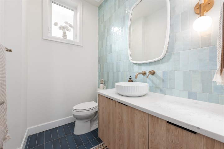Photo 14 at 5059 Sherbrooke Street, Knight, Vancouver East