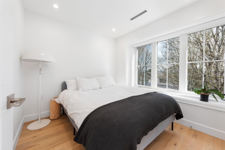Photo 19 at 5059 Sherbrooke Street, Knight, Vancouver East