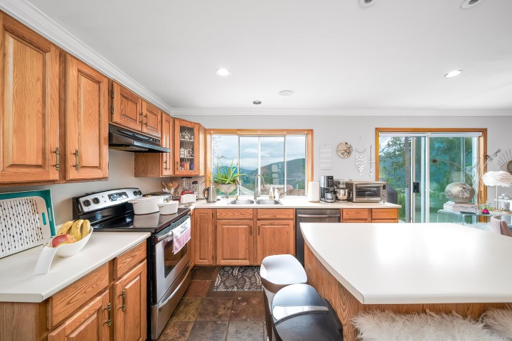 Photo 8 at 5343 Monte Bre Crescent, Upper Caulfeild, West Vancouver