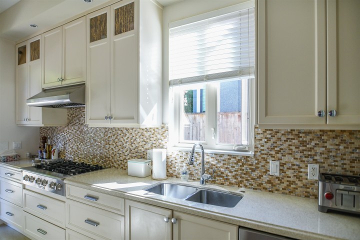 Photo 6 at 3085 W 49 Avenue, Southlands, Vancouver West