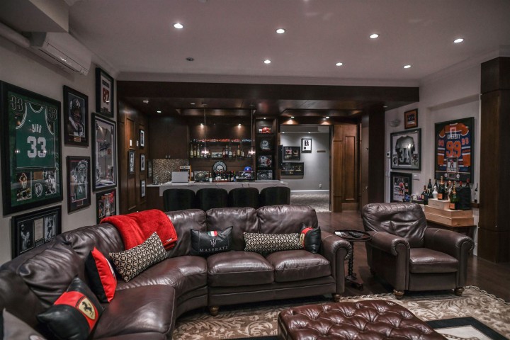 Photo 11 at 3085 W 49 Avenue, Southlands, Vancouver West