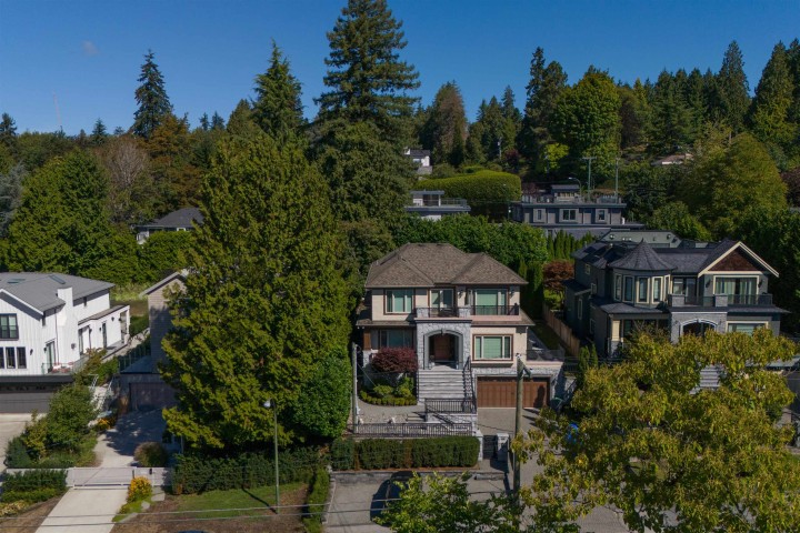 Photo 31 at 3085 W 49 Avenue, Southlands, Vancouver West
