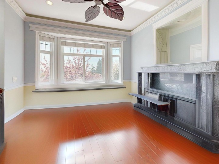 Photo 11 at 919 E 64th Avenue, South Vancouver, Vancouver East