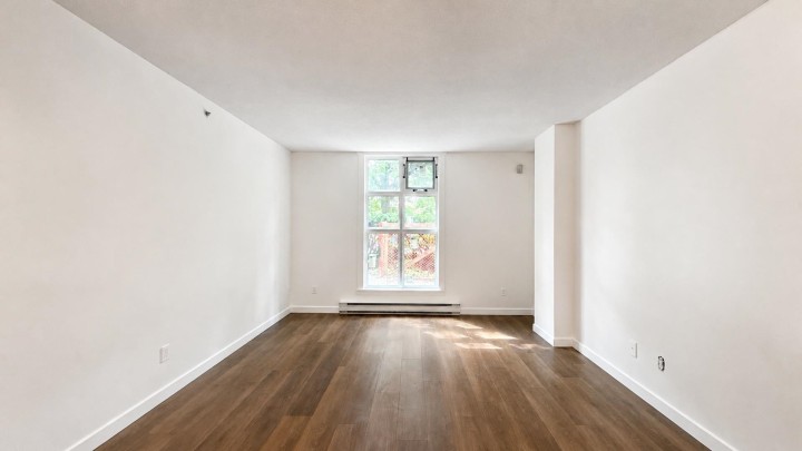 Photo 2 at 1 - 2528 E Broadway, Renfrew Heights, Vancouver East