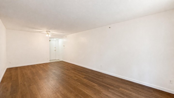 Photo 6 at 1 - 2528 E Broadway, Renfrew Heights, Vancouver East