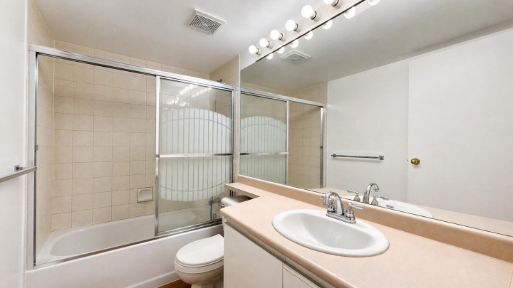 Photo 17 at 1 - 2528 E Broadway, Renfrew Heights, Vancouver East