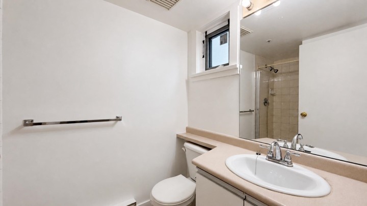 Photo 12 at 1 - 2528 E Broadway, Renfrew Heights, Vancouver East