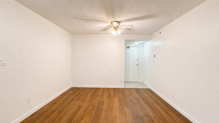 Photo 7 at 1 - 2528 E Broadway, Renfrew Heights, Vancouver East
