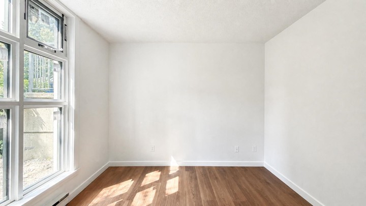 Photo 14 at 1 - 2528 E Broadway, Renfrew Heights, Vancouver East