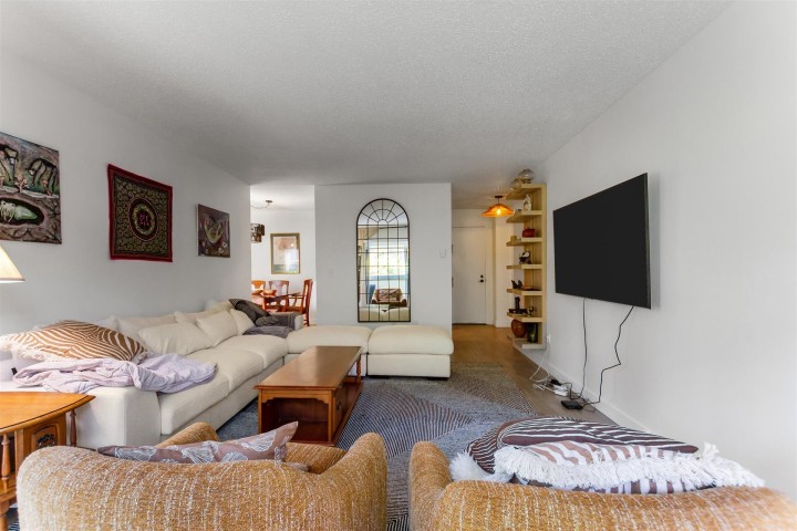 Photo 4 at 204 - 2240 Wall Street, Hastings, Vancouver East