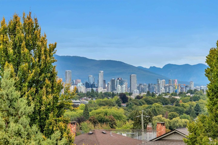 Photo 28 at 3675 Blenheim Street, Dunbar, Vancouver West