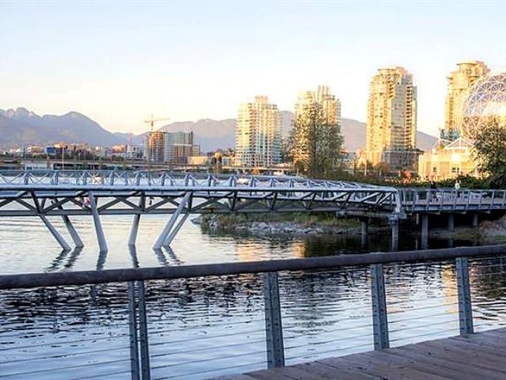 Photo 14 at 1618 Columbia Street, False Creek, Vancouver West