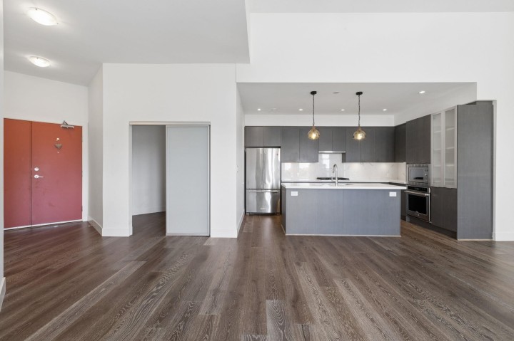 Photo 11 at 507 - 3602 Aldercrest Drive, Roche Point, North Vancouver