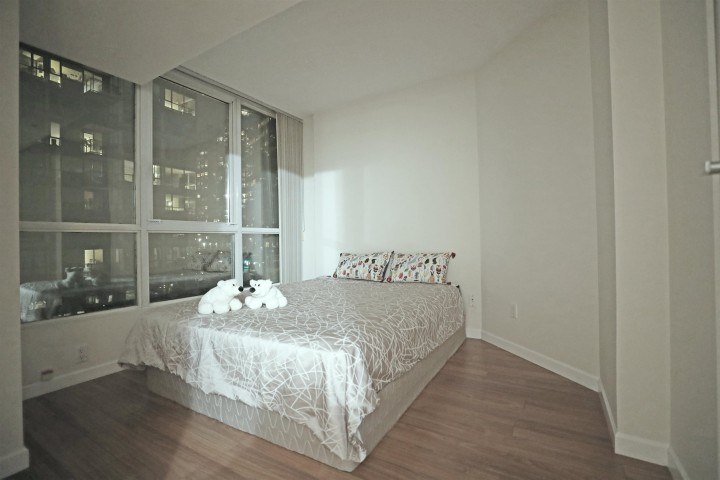 Photo 5 at 807 - 555 Jervis Street, Coal Harbour, Vancouver West