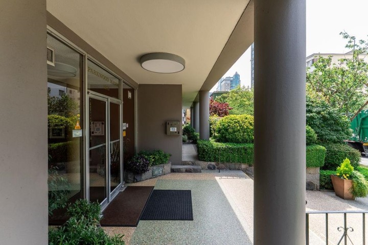 Photo 3 at 110 - 1975 Pendrell Street, West End VW, Vancouver West