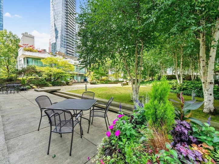 Photo 20 at 1901 - 590 Nicola Street, Coal Harbour, Vancouver West