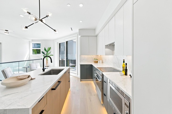 Photo 12 at 6160 Granville Street, South Granville, Vancouver West