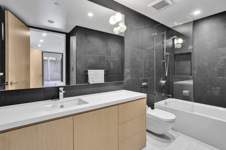 Photo 21 at 4725 W 4th Avenue, Point Grey, Vancouver West