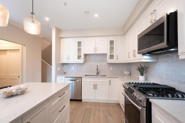 Photo 12 at 1268 Quebec Street, Downtown VE, Vancouver East