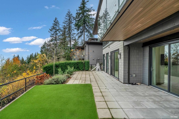 Photo 32 at 3018 Burfield Place, Cypress Park Estates, West Vancouver