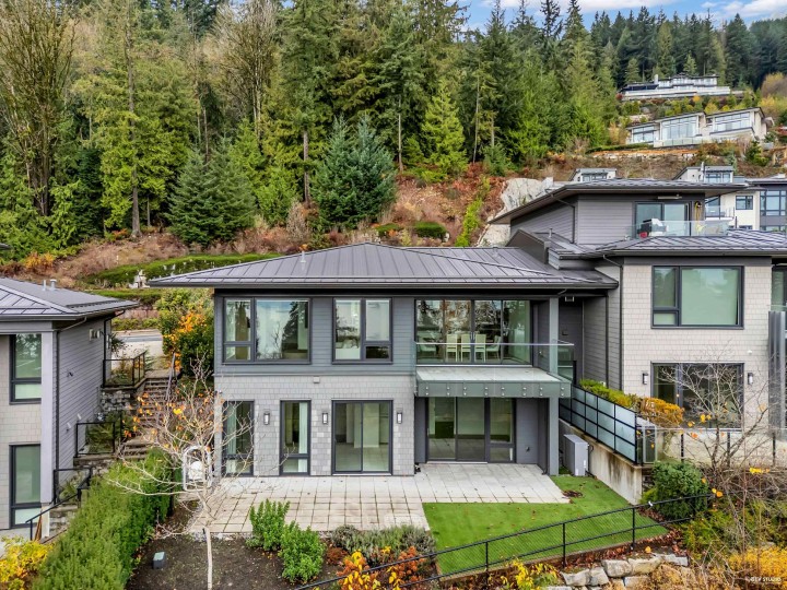 Photo 40 at 3018 Burfield Place, Cypress Park Estates, West Vancouver