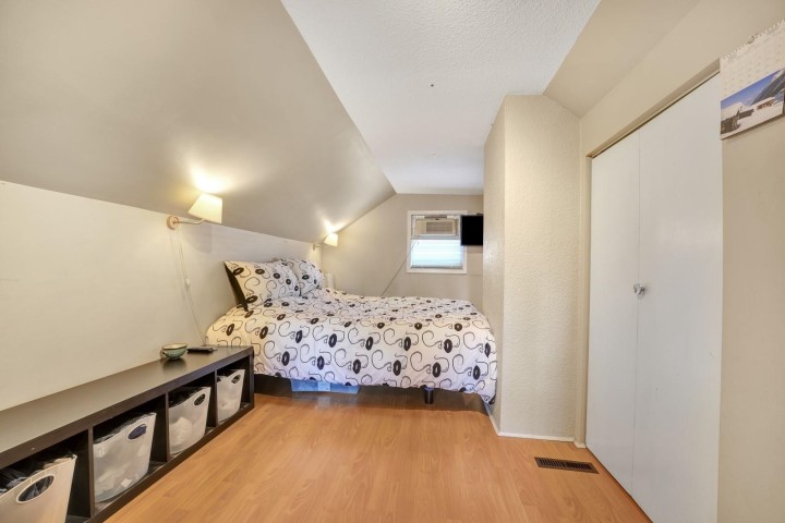 Photo 18 at 2150 Nanaimo Street, Renfrew VE, Vancouver East