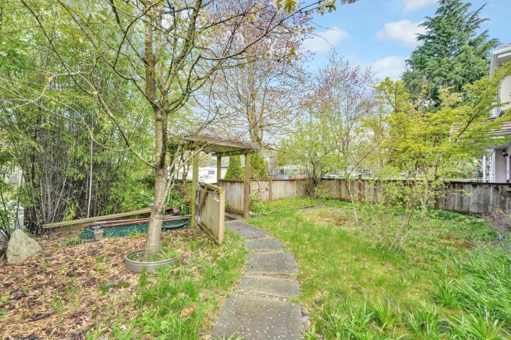 Photo 29 at 2150 Nanaimo Street, Renfrew VE, Vancouver East