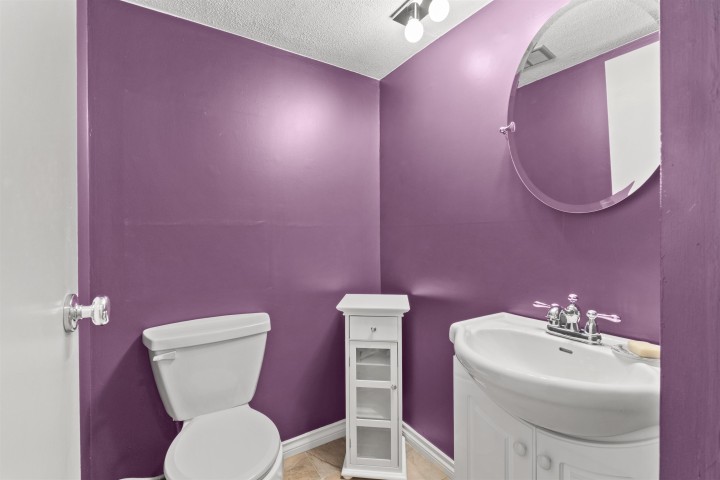 Photo 23 at 902 - 1390 Duchess Avenue, Ambleside, West Vancouver