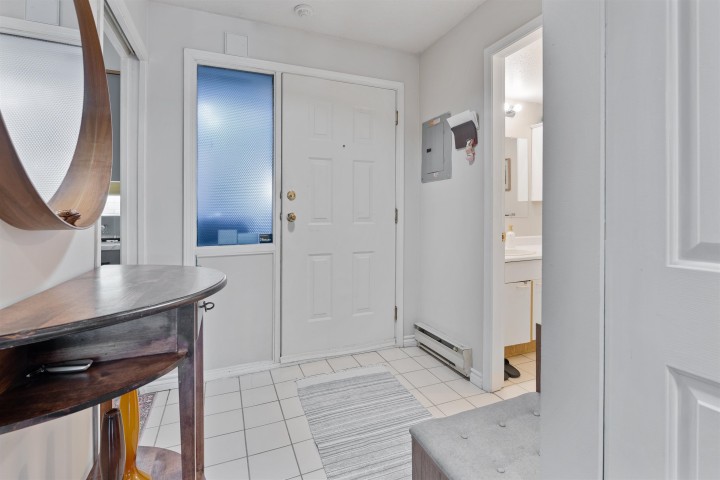 Photo 8 at 203 - 988 W 16th Avenue, Cambie, Vancouver West