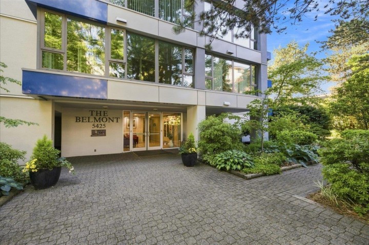 Photo 1 at 901 - 5425 Yew Street, Kerrisdale, Vancouver West
