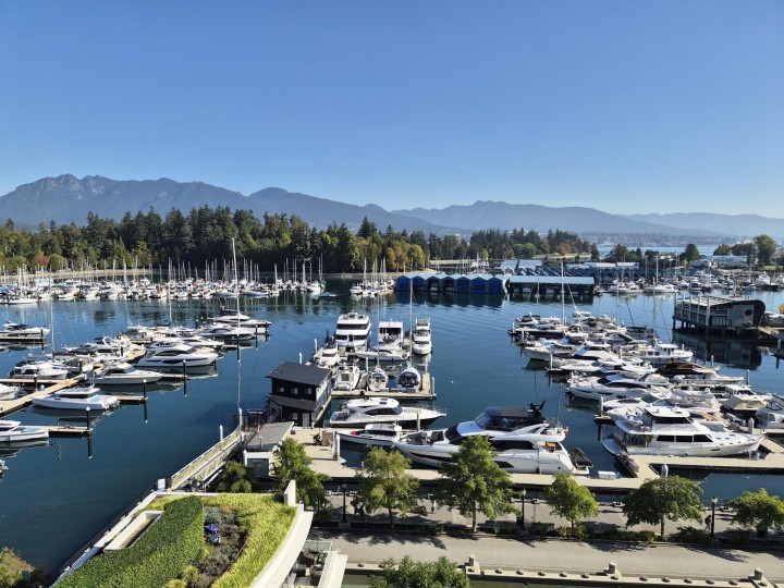 Photo 2 at 803 - 1777 Bayshore Drive, Coal Harbour, Vancouver West