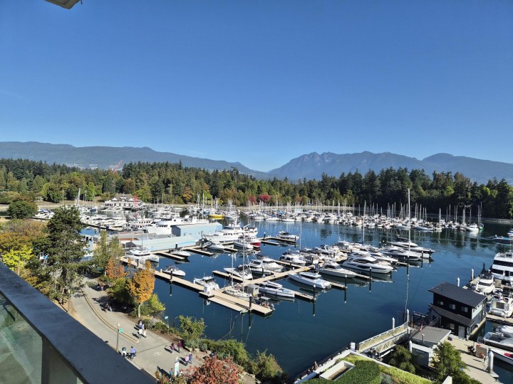 Photo 1 at 803 - 1777 Bayshore Drive, Coal Harbour, Vancouver West
