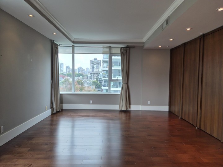 Photo 8 at 803 - 1777 Bayshore Drive, Coal Harbour, Vancouver West