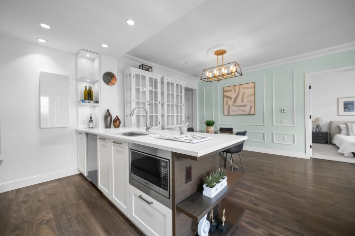 Photo 11 at 305 - 168 E 35th Avenue, Main, Vancouver East