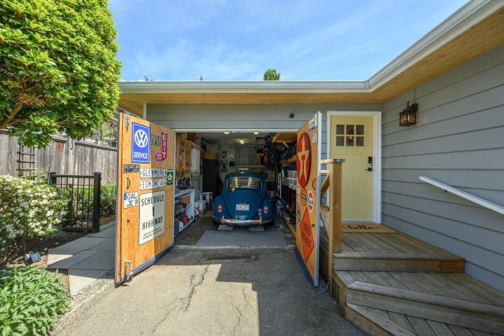 Photo 32 at 3248 Beverley Crescent, Edgemont, North Vancouver
