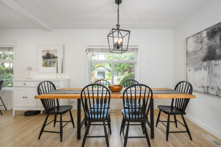 Photo 1 at 3248 Beverley Crescent, Edgemont, North Vancouver