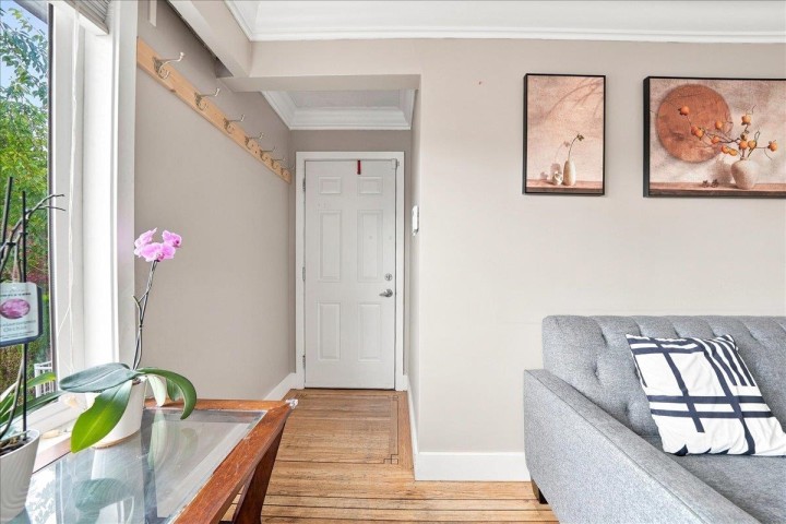 Photo 12 at 4820 Moss Street, Collingwood VE, Vancouver East