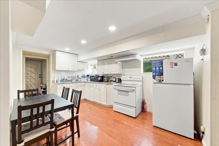 Photo 20 at 4820 Moss Street, Collingwood VE, Vancouver East