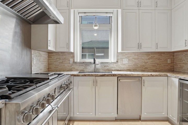 Photo 12 at 5807 Cree Street, Main, Vancouver East