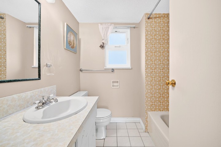 Photo 24 at 3060 Euclid Avenue, Collingwood VE, Vancouver East