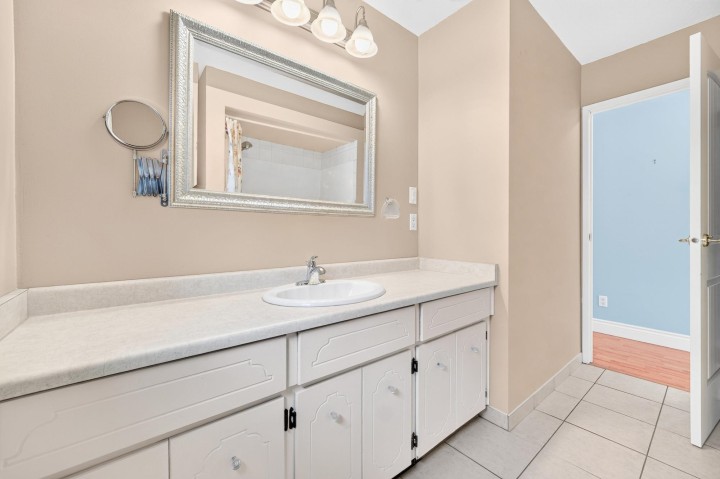 Photo 38 at 3060 Euclid Avenue, Collingwood VE, Vancouver East