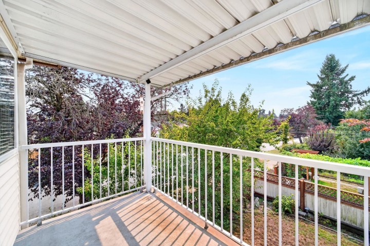 Photo 33 at 3060 Euclid Avenue, Collingwood VE, Vancouver East