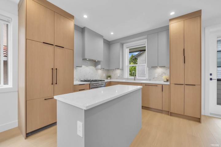 Photo 15 at 1 - 3436 Triumph Street, Hastings Sunrise, Vancouver East
