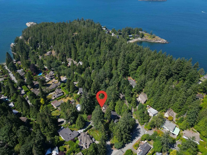 Photo 5 at 6912 Marine Drive, Whytecliff, West Vancouver