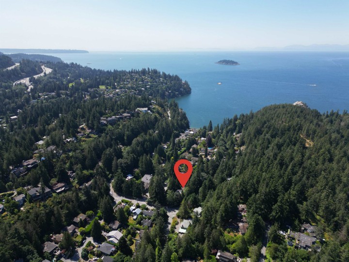 Photo 4 at 6912 Marine Drive, Whytecliff, West Vancouver