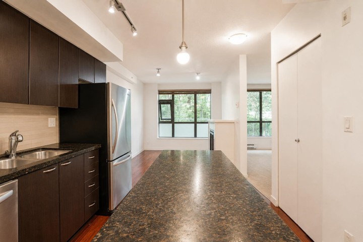 Photo 5 at 201 - 538 Smithe Street, Downtown VW, Vancouver West