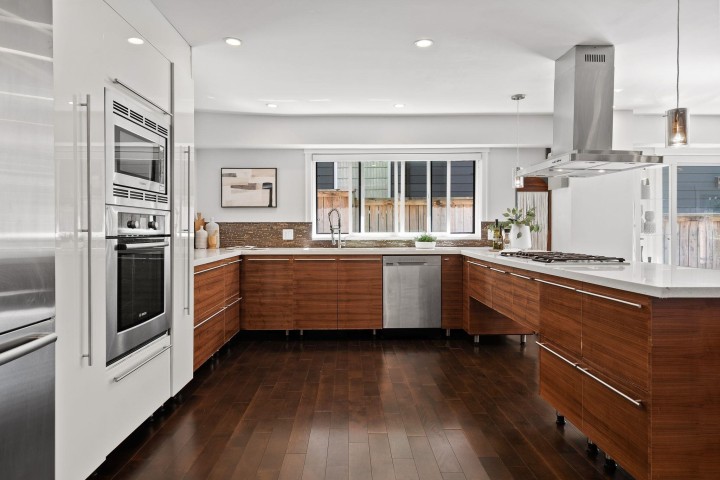 Photo 11 at 4066 Norwood Avenue, Upper Delbrook, North Vancouver