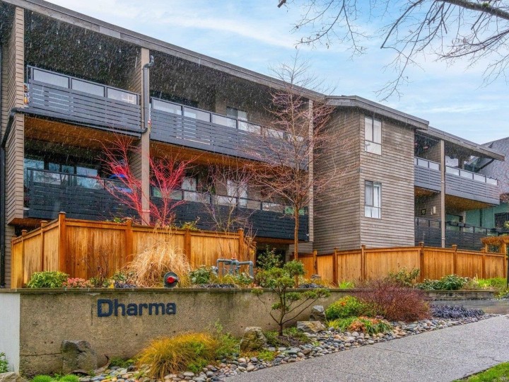 Photo 1 at 216 - 1549 Kitchener Street, Grandview Woodland, Vancouver East